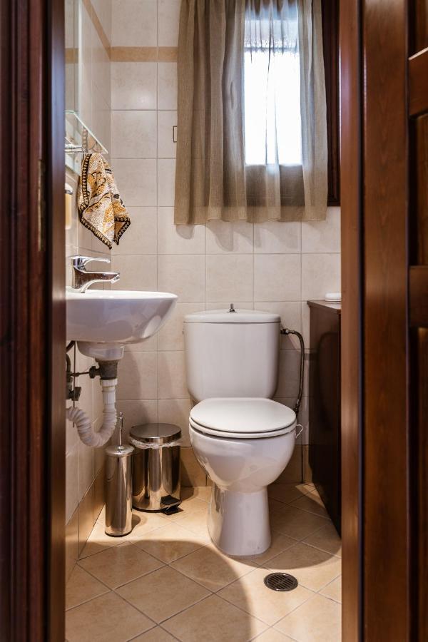 Vila Cactus Maisonette Near Airport Pórto Ráfti Exteriér fotografie