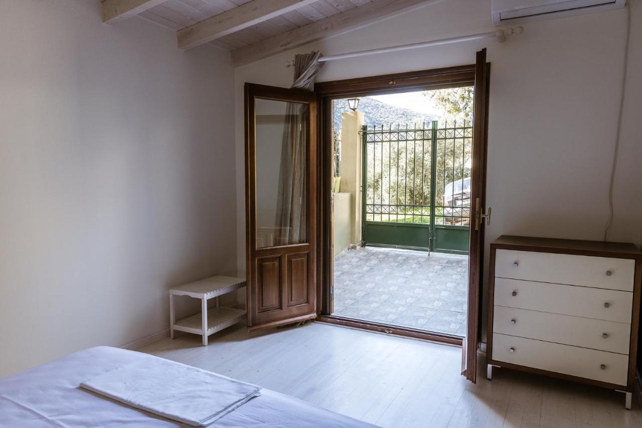 Vila Cactus Maisonette Near Airport Pórto Ráfti Exteriér fotografie