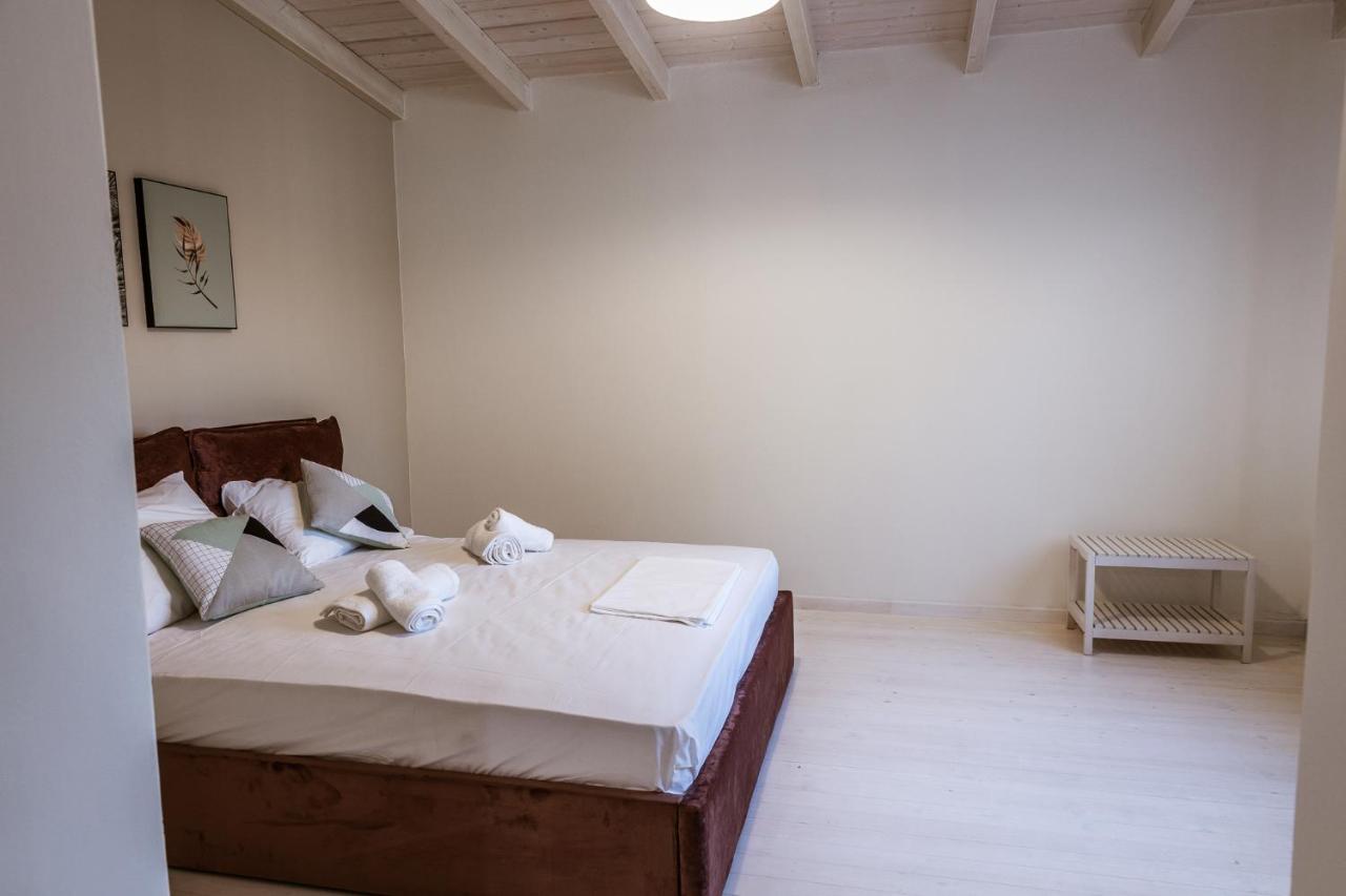 Vila Cactus Maisonette Near Airport Pórto Ráfti Exteriér fotografie